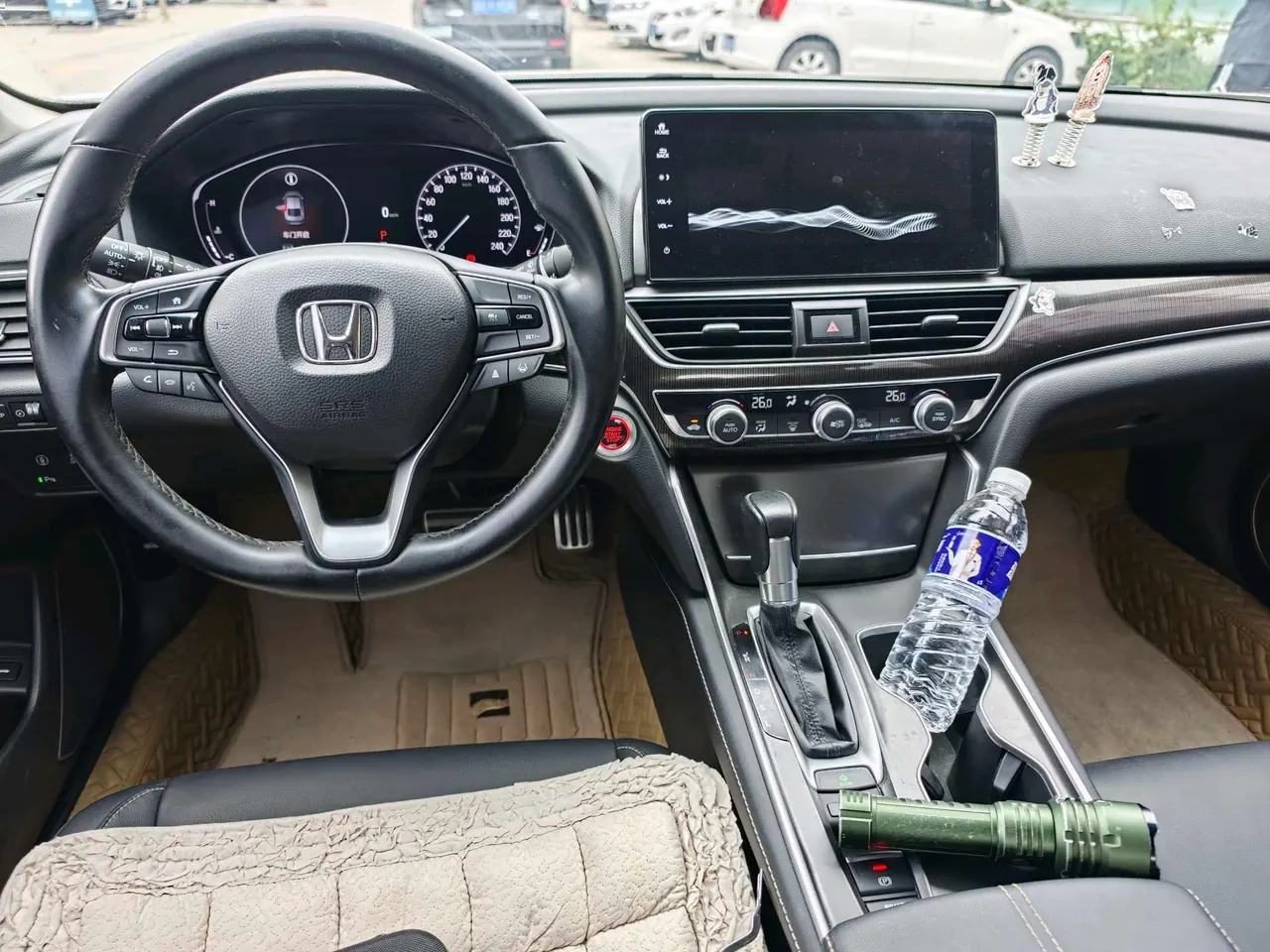 Honda 2022 10th Generation Accord 1.5T Stepless 260TURBO Magic Night Premium Edition Automatic Gear 2