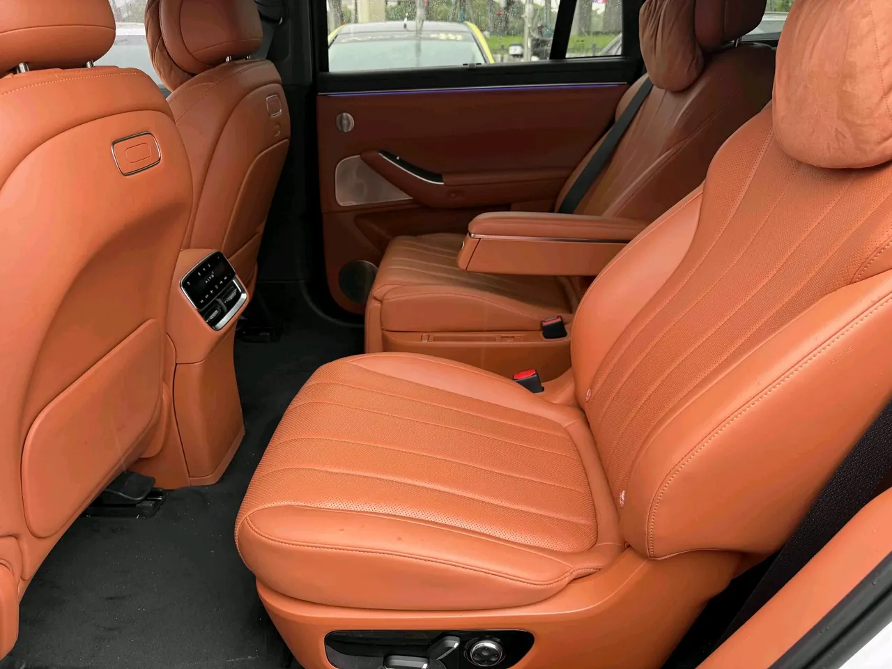 AITO 2026 AITO M7 extended range Ultra 4-wheel drive version 6 seats (192-line laser Radar) automatic gear 4