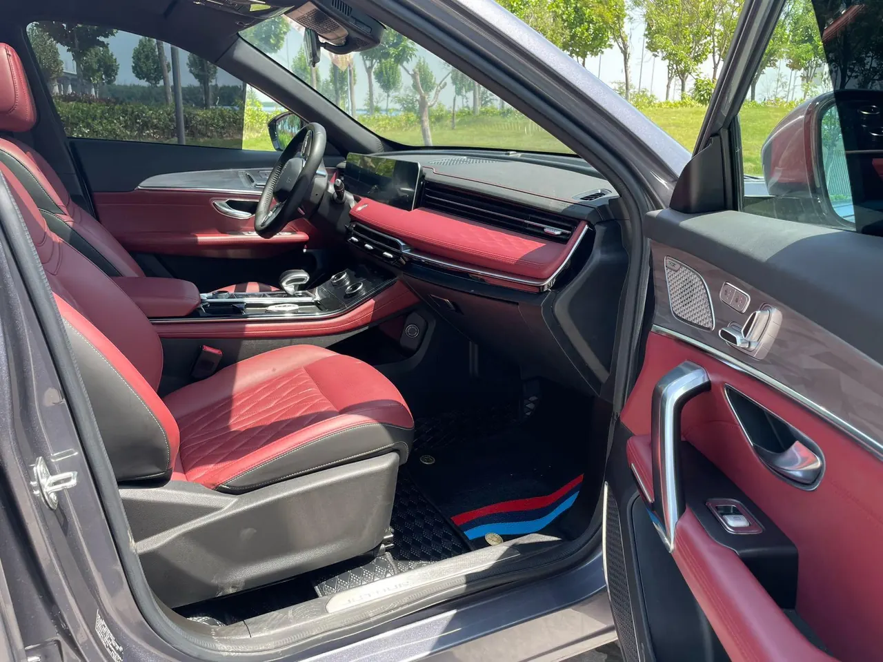 Jetour 2023 X70 PLUS 1.6T Strong PRO 7-seat Automatic Gear 14