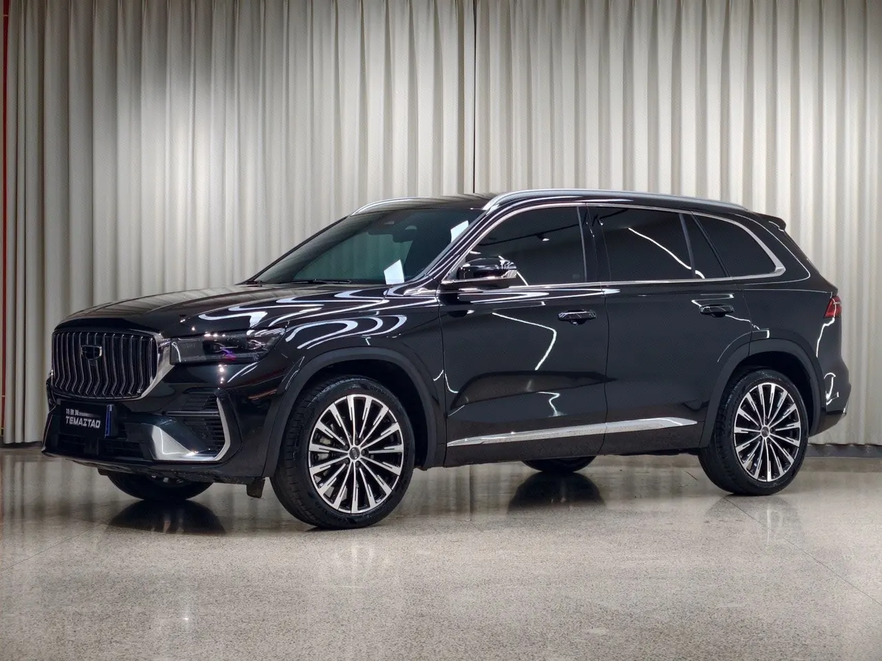 打开图片灯箱:Geely 2026 XingyueL (Monjaro) 2.0TD Oriental Obsidian Edition Automatic Gear