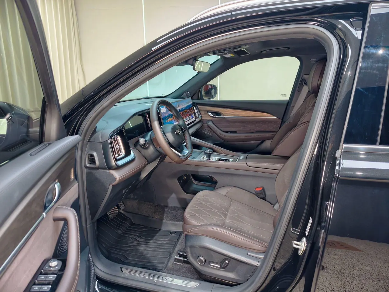 Geely 2026 XingyueL (Monjaro) 2.0TD Oriental Obsidian Edition Automatic Gear 7