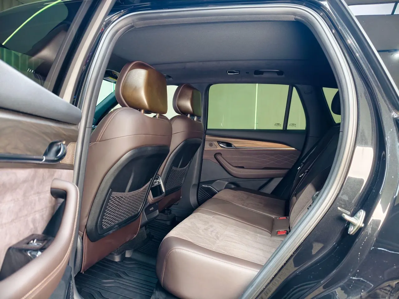 Geely 2026 XingyueL (Monjaro) 2.0TD Oriental Obsidian Edition Automatic Gear 8