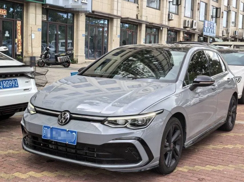 Open image lightbox: Volkswagen 2021 Golf 8 R-Line 1.4TSI 280TSI Automatic