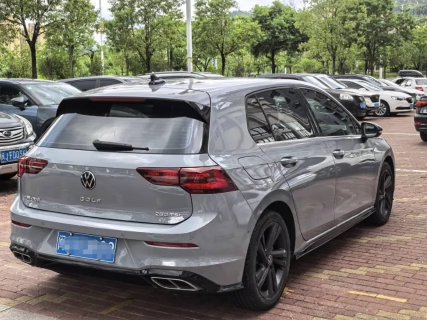 Volkswagen 2021 Golf 8 R-Line 1.4TSI 280TSI Automatic 4