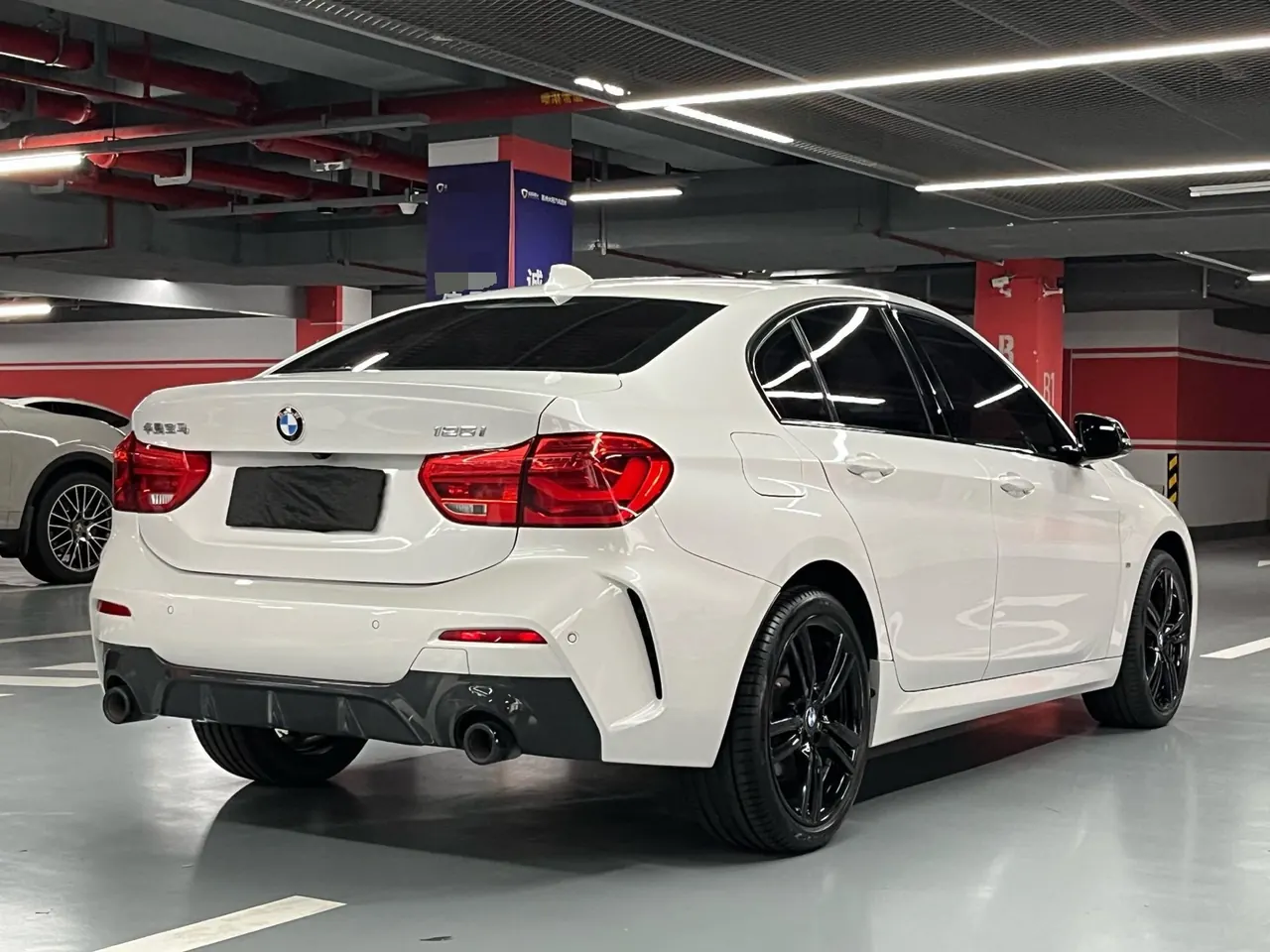 BMW 1 Series 2021 125i 2.0T M Sports Obsidian Night Edition Automatic Gear 8