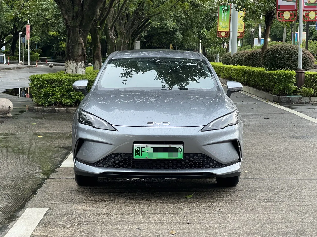 BYD 2026 seals 05 DM-i 1.5 stepless 128KM luxury automatic gear 2