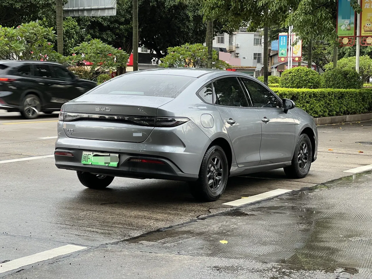 BYD 2026 seals 05 DM-i 1.5 stepless 128KM luxury automatic gear 5