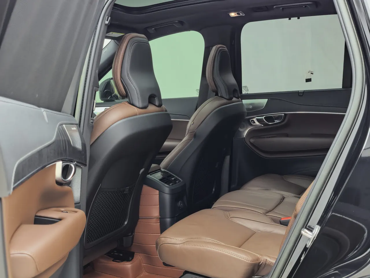 Volvo XC90 New Energy (Imported) 2022 XC90 PHEV 2.0T T8 Zhizun Deluxe Edition 7-seat (Modified) Automatic Gear 11