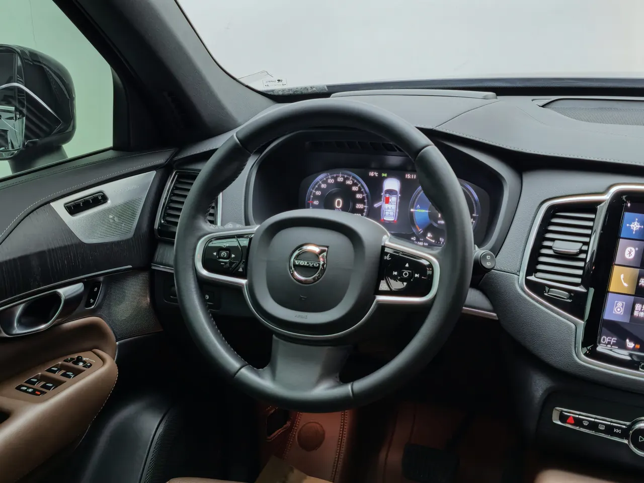 Volvo XC90 New Energy (Imported) 2022 XC90 PHEV 2.0T T8 Zhizun Deluxe Edition 7-seat (Modified) Automatic Gear 12
