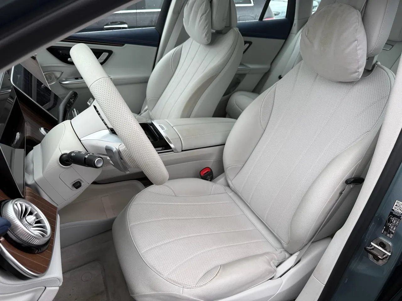 Mercedes Benz 2024 EQE SUV 500 4MATIC EQE SUV 500 4MATIC Deluxe Edition Automatic 6