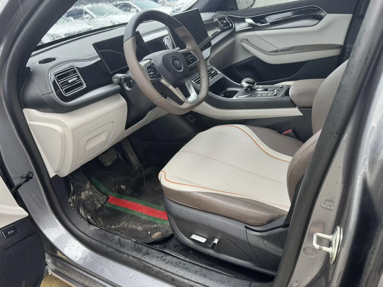 BYD 2023 Qin PLUS DM-i 1.5 stepless champion version Exceed 120KM automatic gear 4