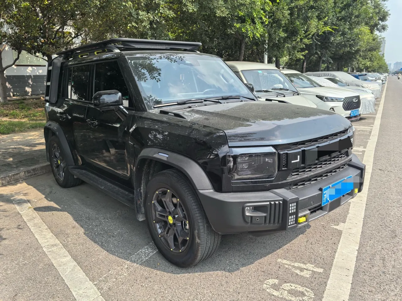 Jetour 2023 Traveler 2.0T Four-Wheel-Drive Cross-Country PRO Automatic 2