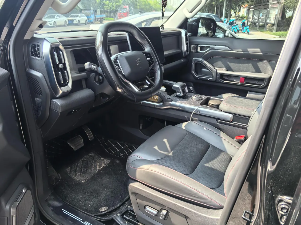 Jetour 2023 Traveler 2.0T Four-Wheel-Drive Cross-Country PRO Automatic 6