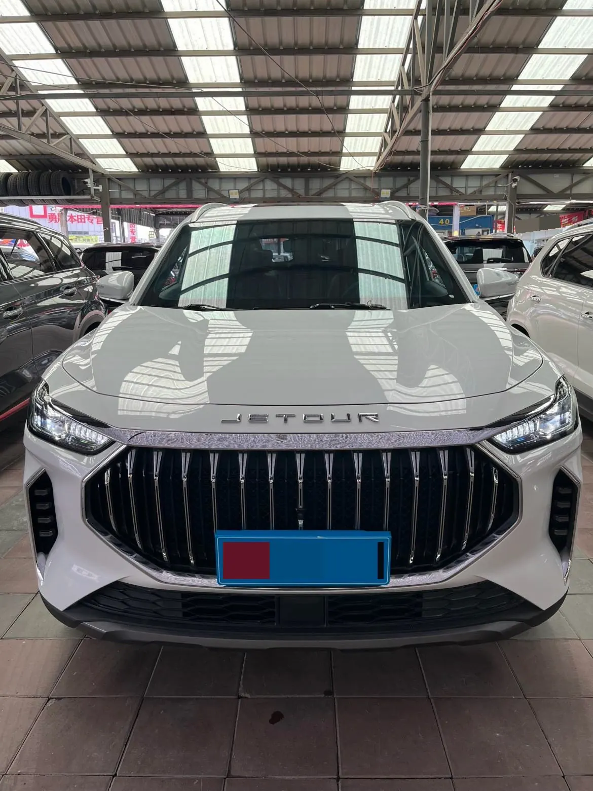 Jetour 2023 X70 PLUS 1.5T Brave PLUS7 Automatic Gear 10