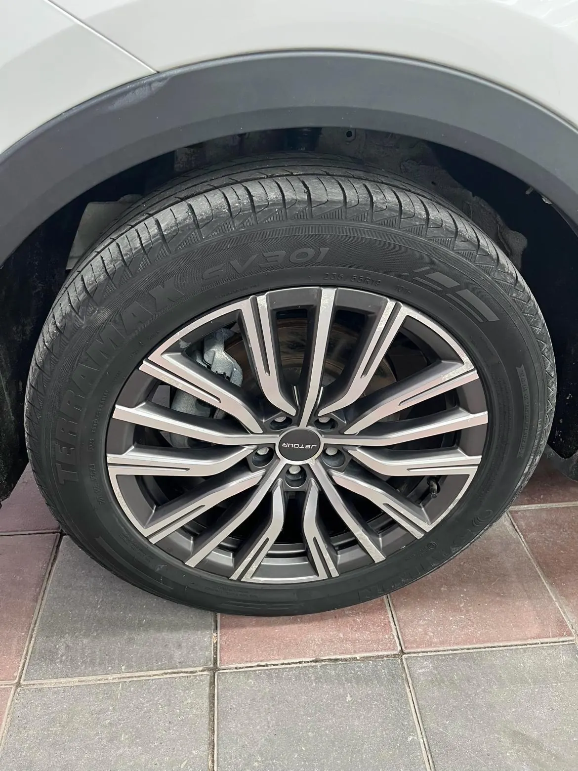 Jetour 2023 X70 PLUS 1.5T Brave PLUS7 Automatic Gear 15