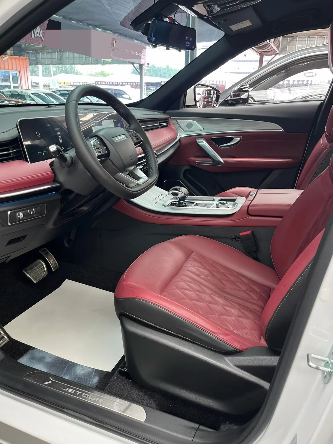 Jetour 2023 X70 PLUS 1.5T Brave PLUS7 Automatic Gear 16