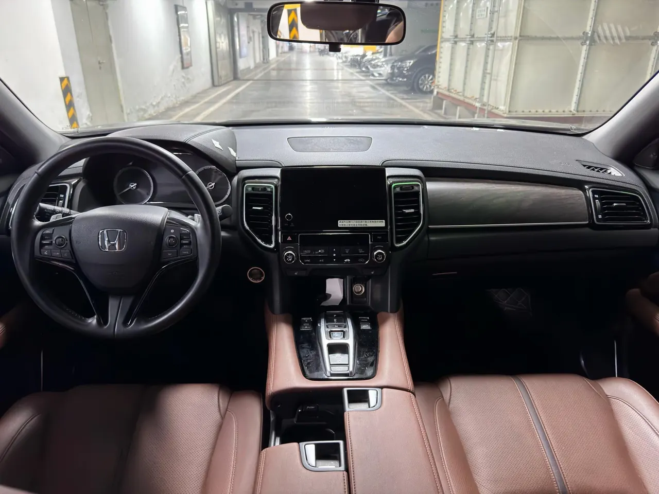 Honda 2020 UR-V 2.0T 370TURBO two-drive elegant version of automatic gear 5