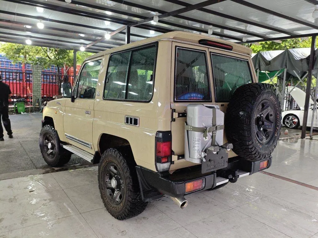 Toyota Land Cruiser (Imported) 2020 Land Cruiser 4.0 Middle East Manual 4