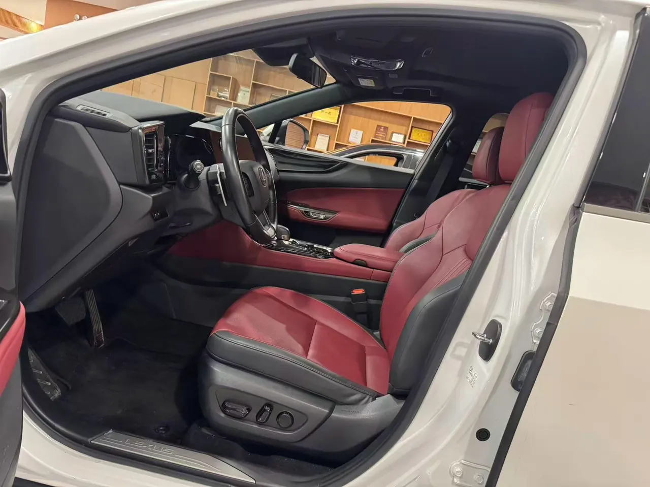 Lexus NX (Imported) 2023 NX350h 2.5 Stepless Chuangyue Edition Automatic Gear 2