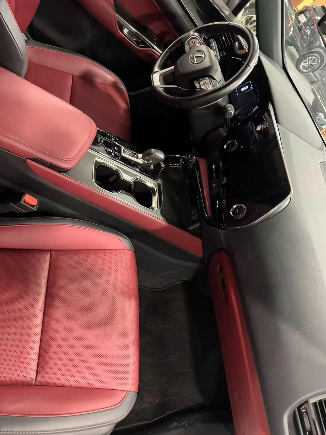 Lexus NX (Imported) 2023 NX350h 2.5 Stepless Chuangyue Edition Automatic Gear 6