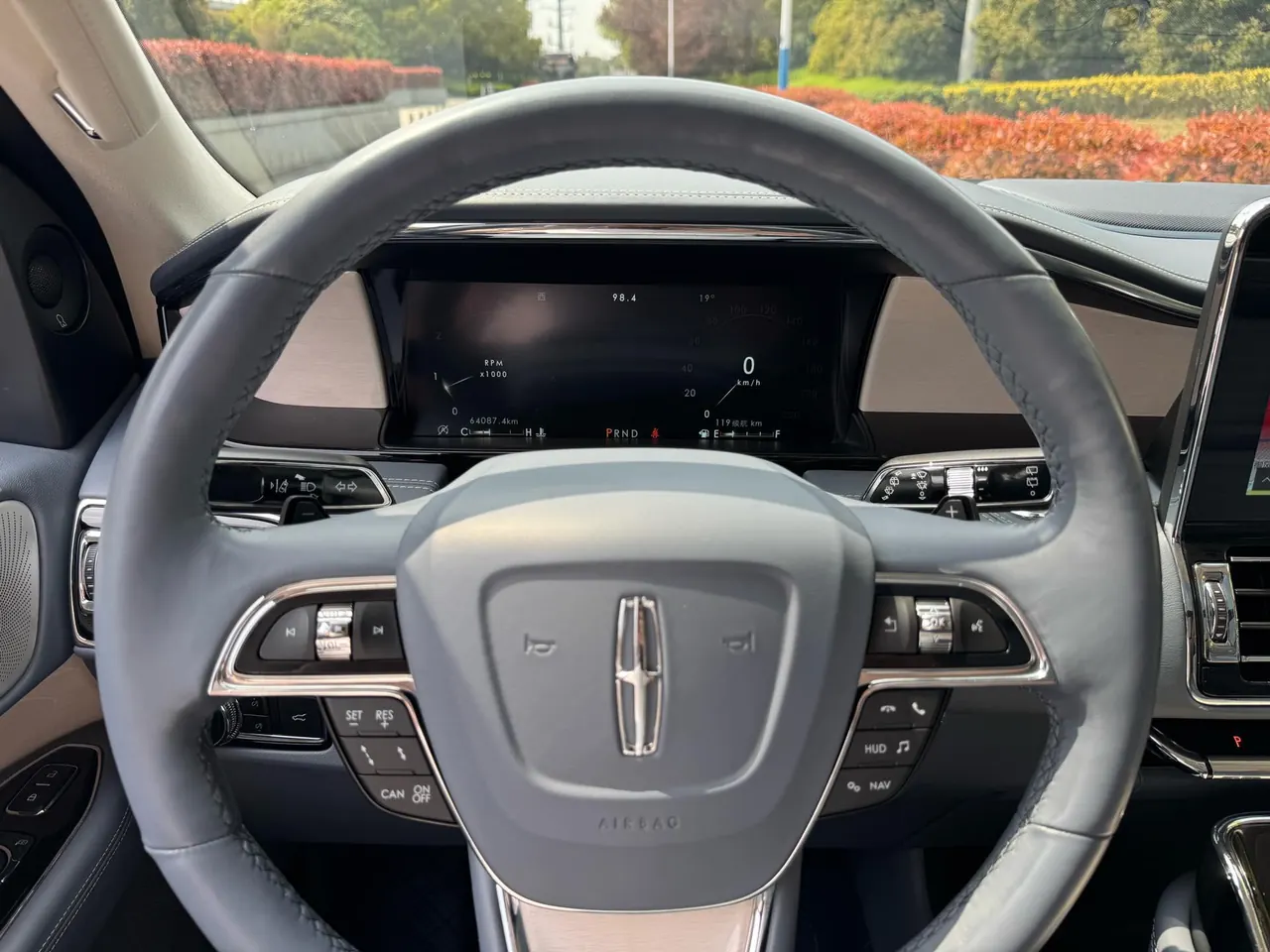 Lincoln Navigator (Imported) 2020 Navigator 3.5T Presidential Series Automatic Gear 10
