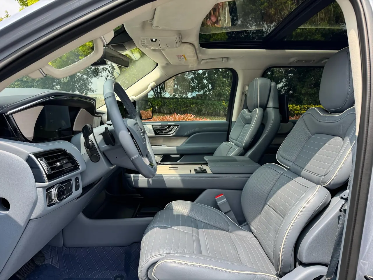 Lincoln Navigator (Imported) 2020 Navigator 3.5T Presidential Series Automatic Gear 7