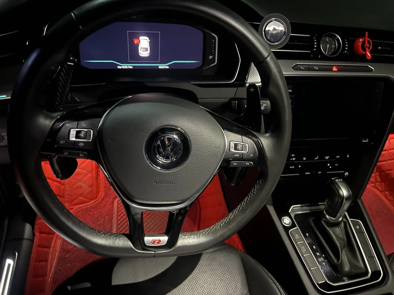 Volkswagen 2020 CC 2.0TSI 330TSI beauty version of automatic gear 5
