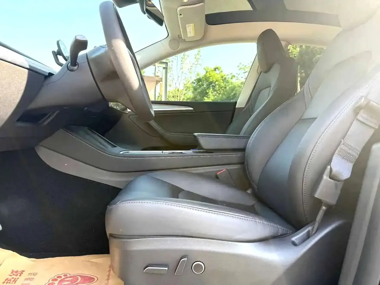 Tesla 2023 Model Y rear-wheel drive version automatic transmission 9