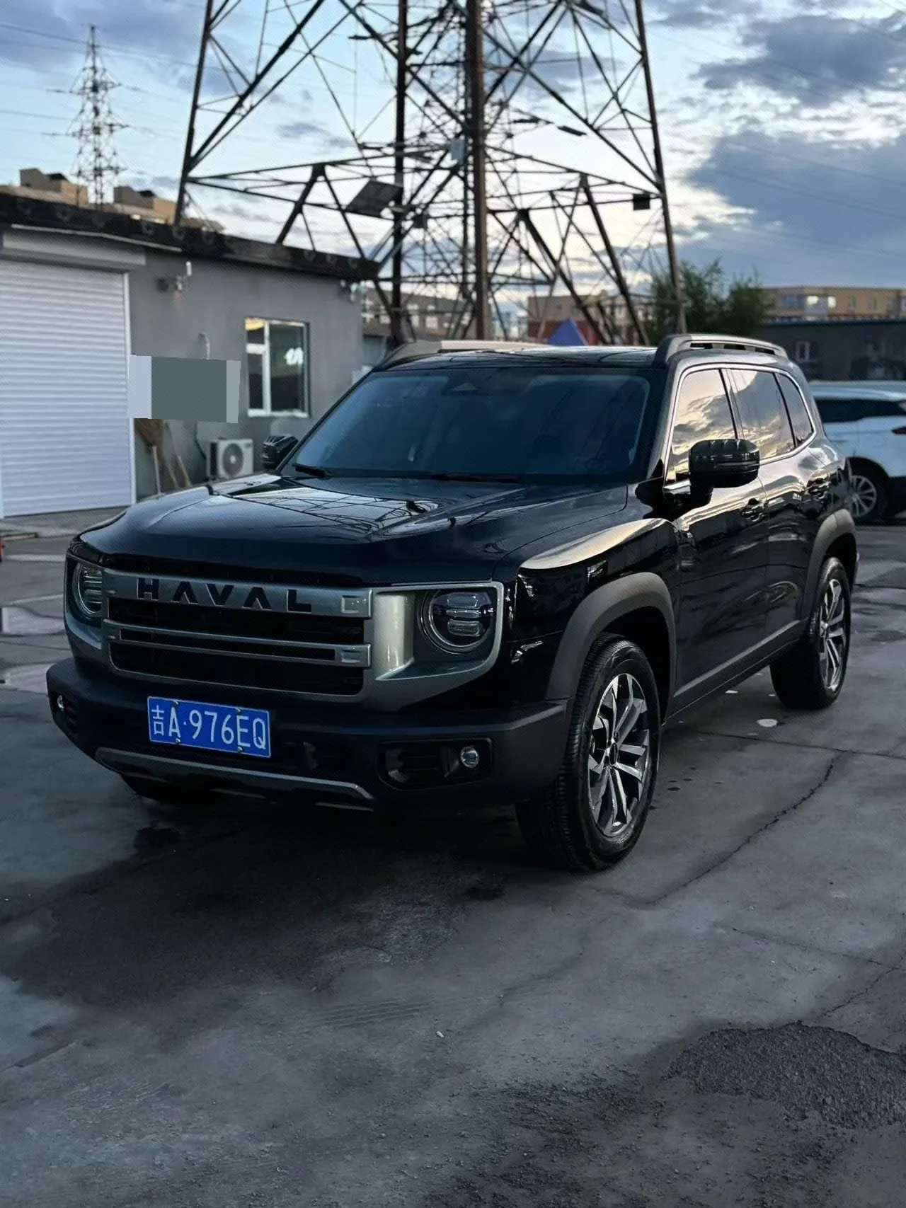 打开图片灯箱:Haval 2022 big dog 1.5T two-wheel drive Labrador version automatic gear
