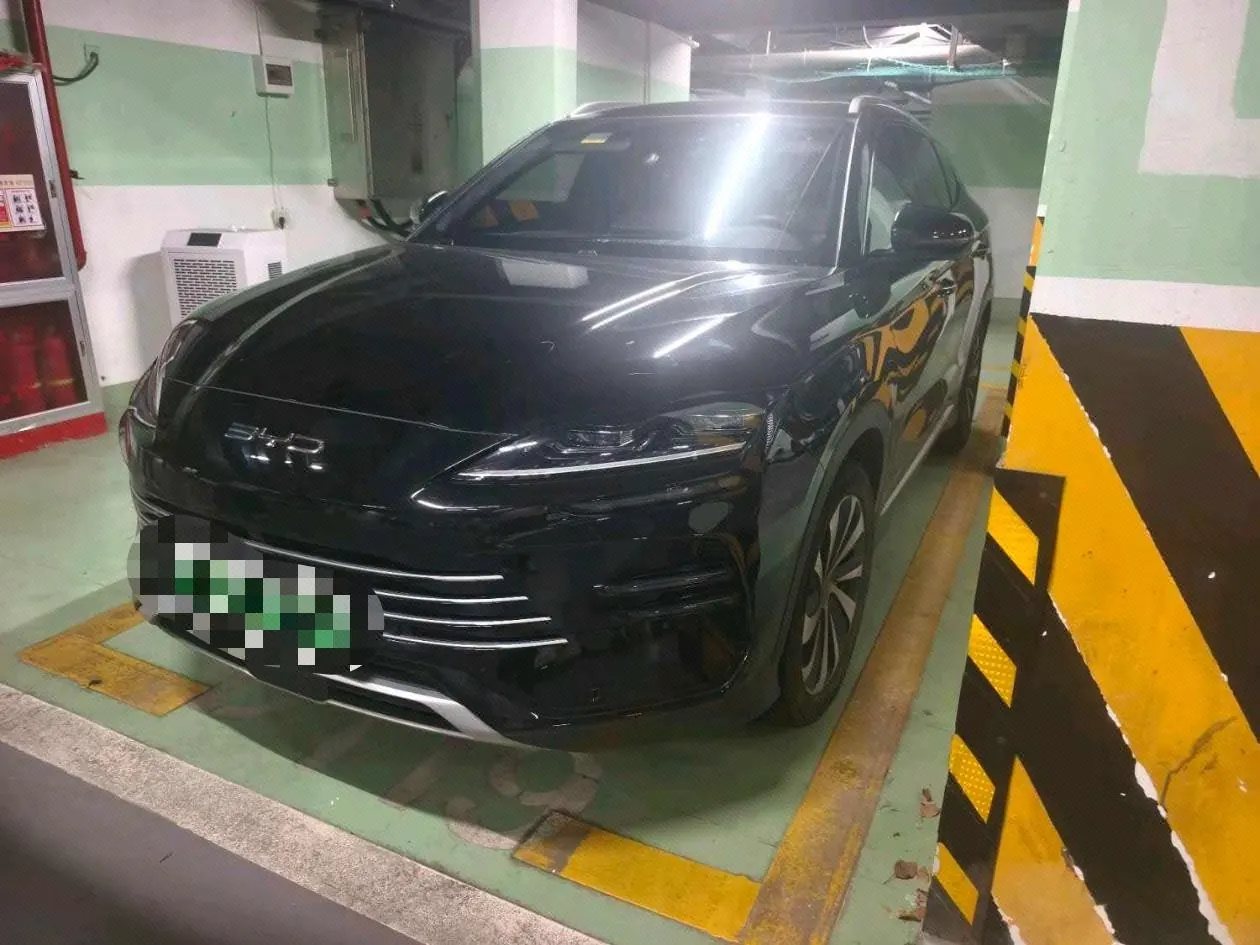 Open image lightbox: BYD 2023 Song PLUS DM-i 1.5 Stepless Champion Edition 110KM Flagship Automatic Gear