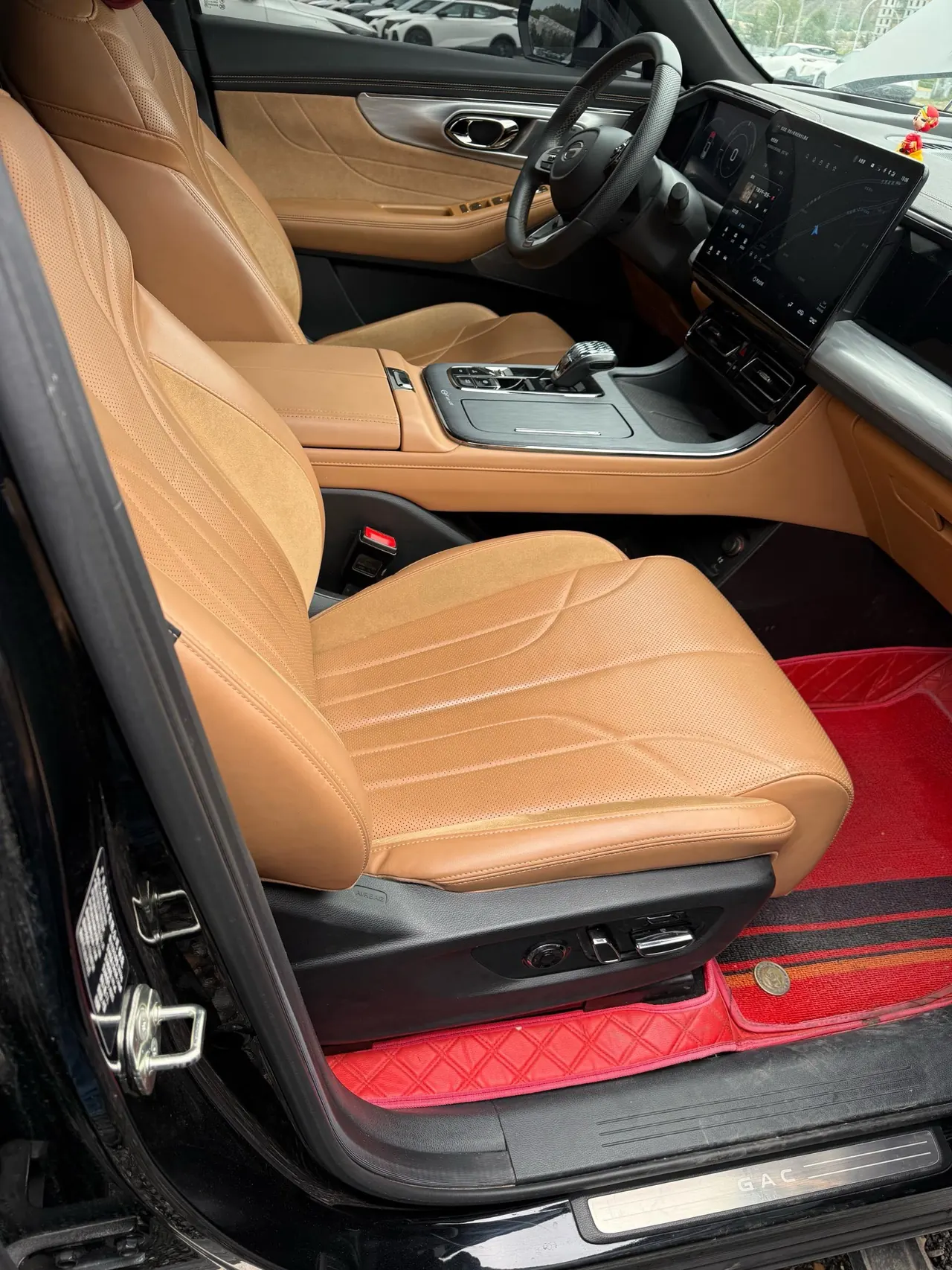 Chuanqi 2023 ES9 PHEV 2.0T 143km Max Automatic Gear 5