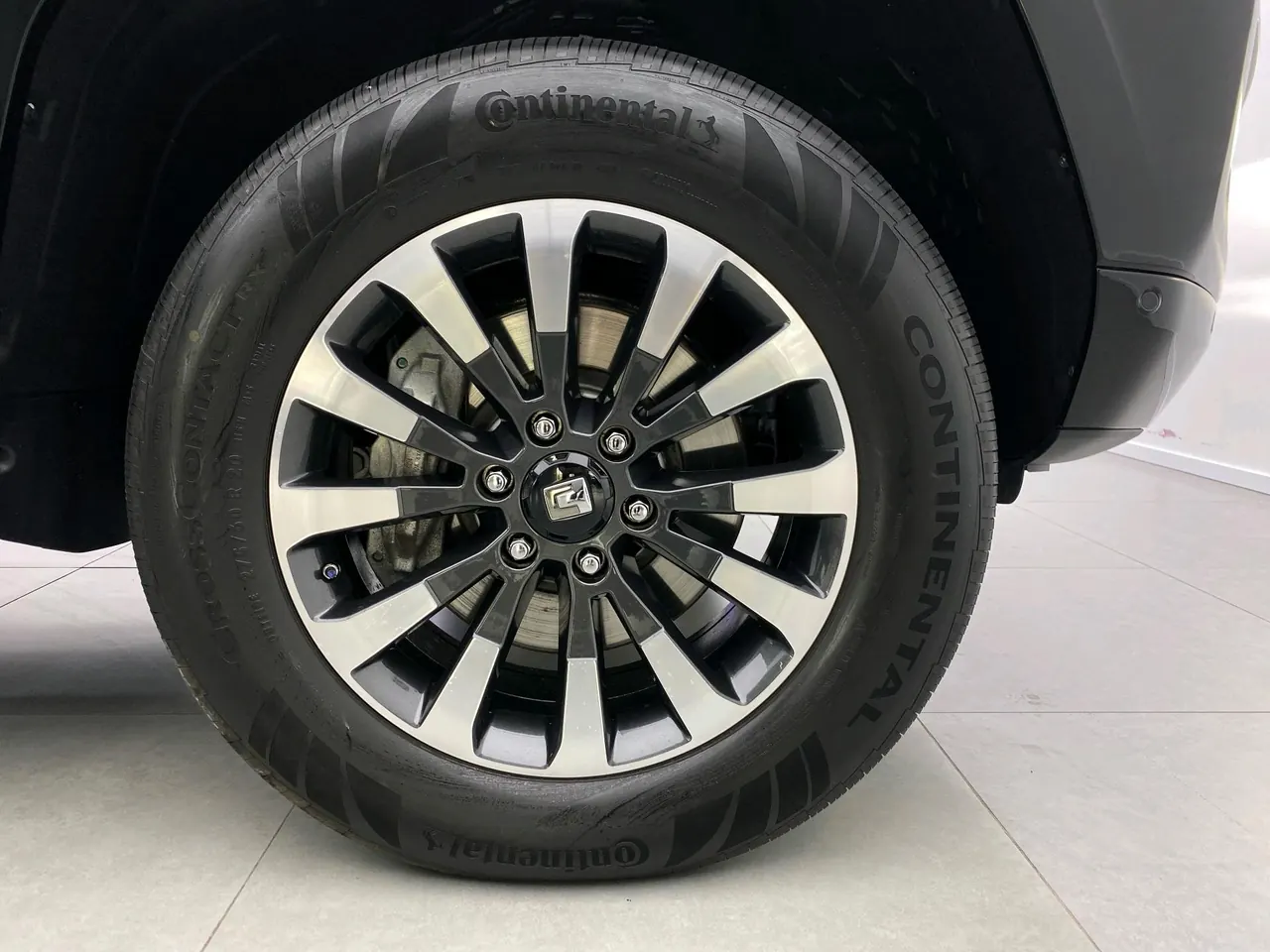 Tank 2024 Tank 700 Hi4-T 3.0T Extreme Edition Automatic Gear 19
