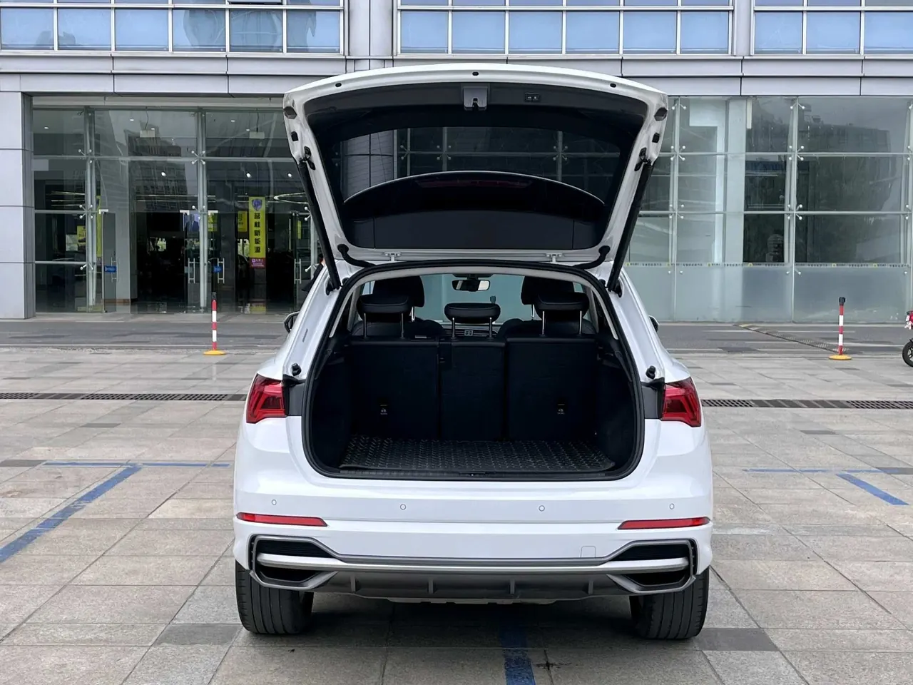 Audi 2021 Q3 2.0TFSI 40TFSI Fashion Dynamic Automatic 12