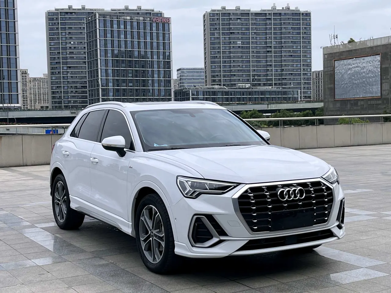 Audi 2021 Q3 2.0TFSI 40TFSI Fashion Dynamic Automatic 3