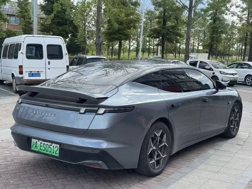 LYNK&amp;CO 2024 LYNK&amp;CO Z 10 702km four-wheel drive intelligent driving Ultra automatic gear 3