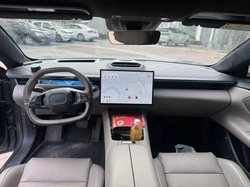 LYNK&amp;CO 2024 LYNK&amp;CO Z 10 702km four-wheel drive intelligent driving Ultra automatic gear 6