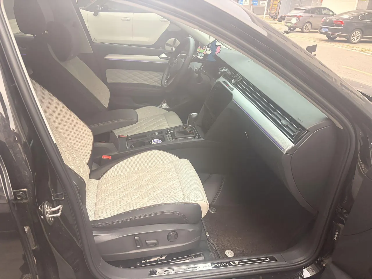 Volkswagen 2024 Magotan 2.0TSI 330TSI 2 million luxury automatic gear 4