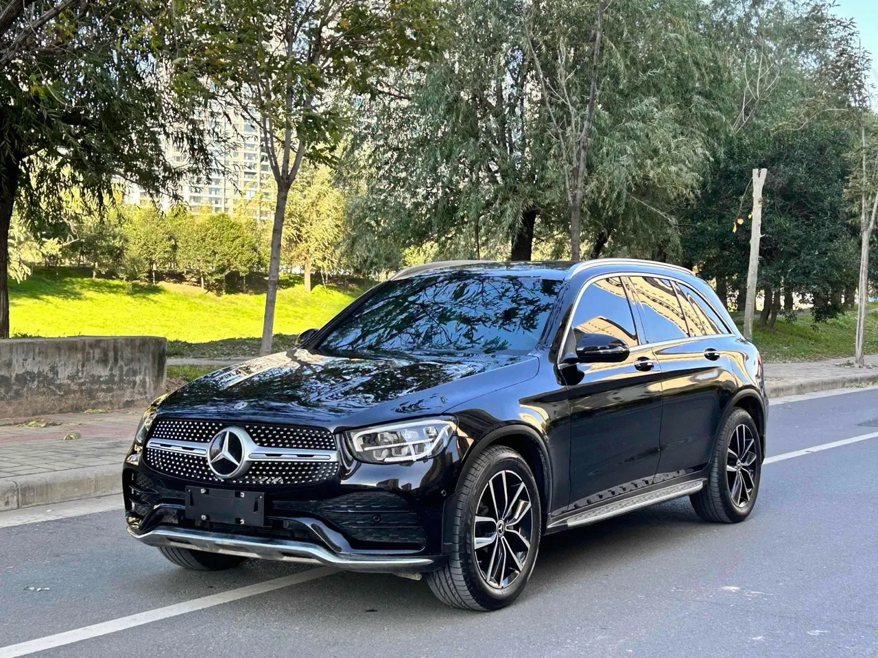 Open image lightbox: Mercedes Benz 2021 GLC 260 L 4MATIC 2.0T Luxury Automatic