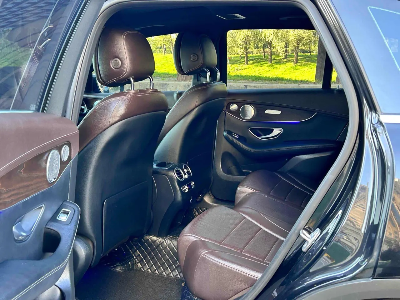 Mercedes Benz 2021 GLC 260 L 4MATIC 2.0T Luxury Automatic 10