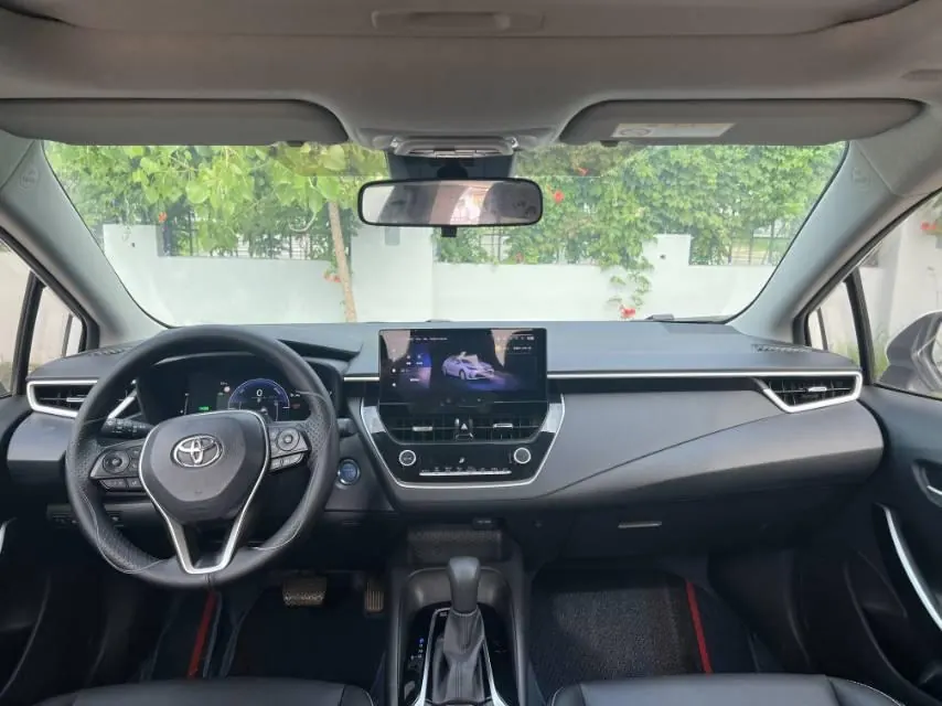 Toyota 2023 Corolla Double Engine 1.8 Stepless Intelligent Electric Hybrid Pioneer Edition Automatic Gear 6