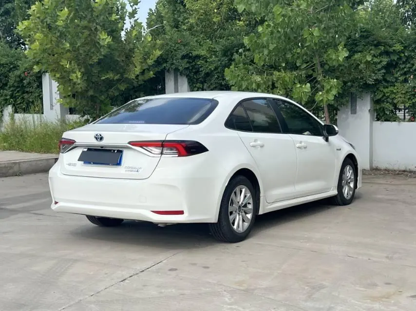 Toyota 2023 Corolla Double Engine 1.8 Stepless Intelligent Electric Hybrid Pioneer Edition Automatic Gear 7