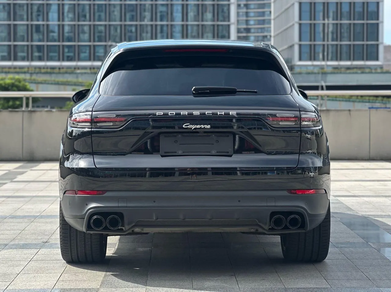 Porsche Cayenne New Energy (Imported) 2022 Cayenne Oil and Electric Hybrid 2.0T Platinum Automatic Gear 12