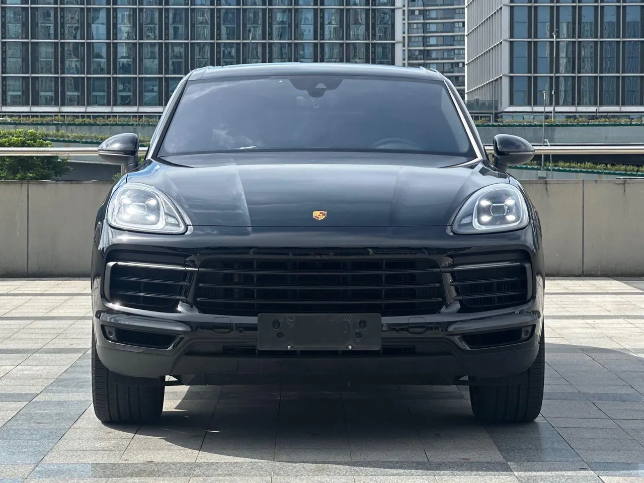 Porsche Cayenne New Energy (Imported) 2022 Cayenne Oil and Electric Hybrid 2.0T Platinum Automatic Gear 2