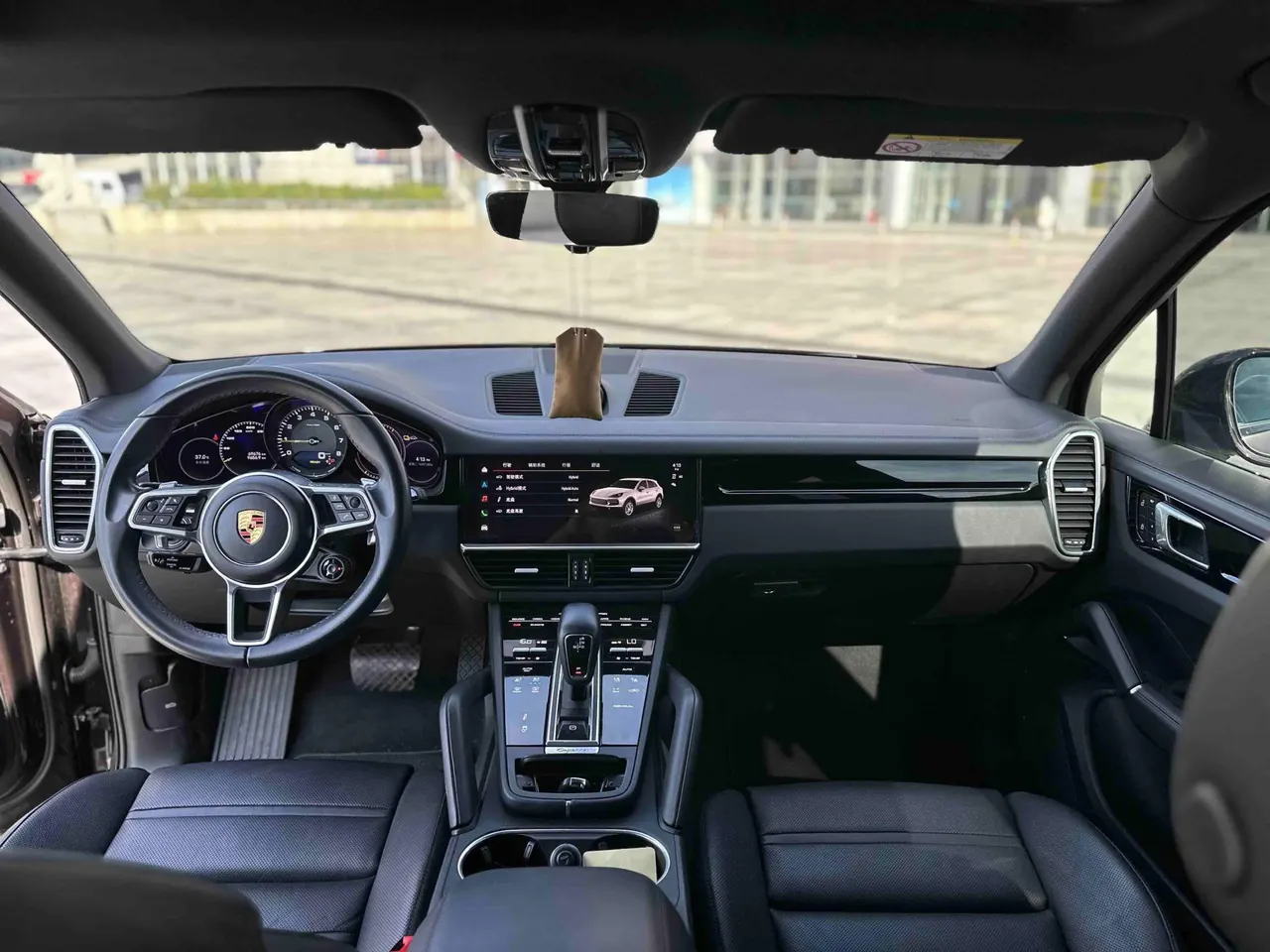 Porsche Cayenne New Energy (Imported) 2022 Cayenne Oil and Electric Hybrid 2.0T Platinum Automatic Gear 4