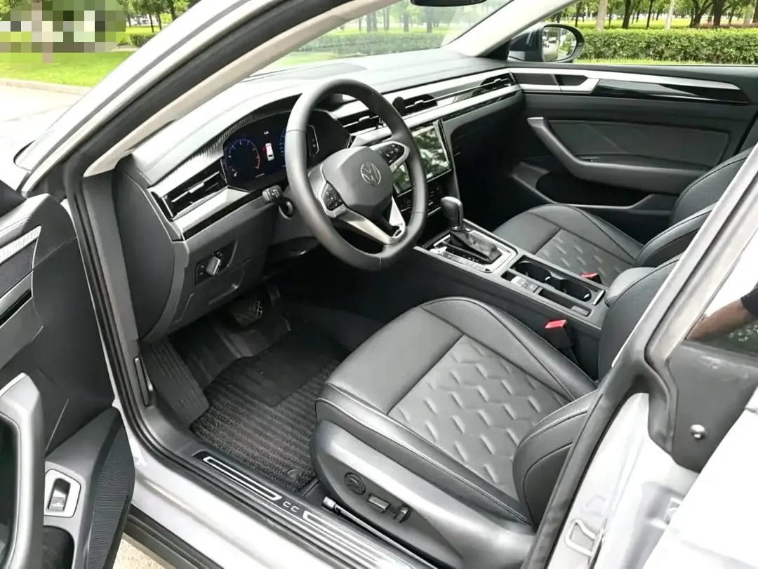 Volkswagen 2026 CC hunting car 2.0TSI 380TSI hunting heart 30 million selected automatic gear 5