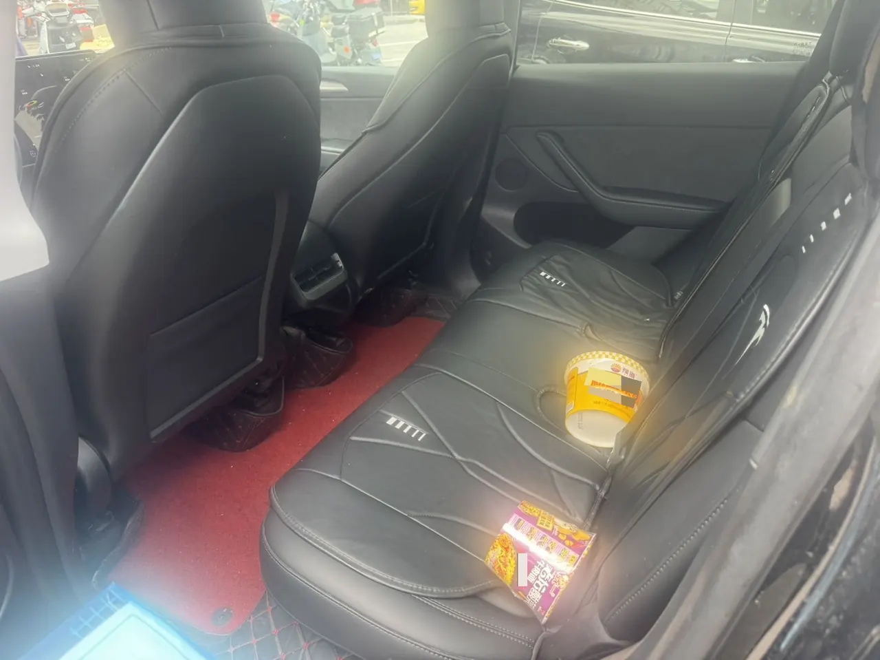 Tesla 2023 Model Y rear-wheel drive version automatic transmission 5