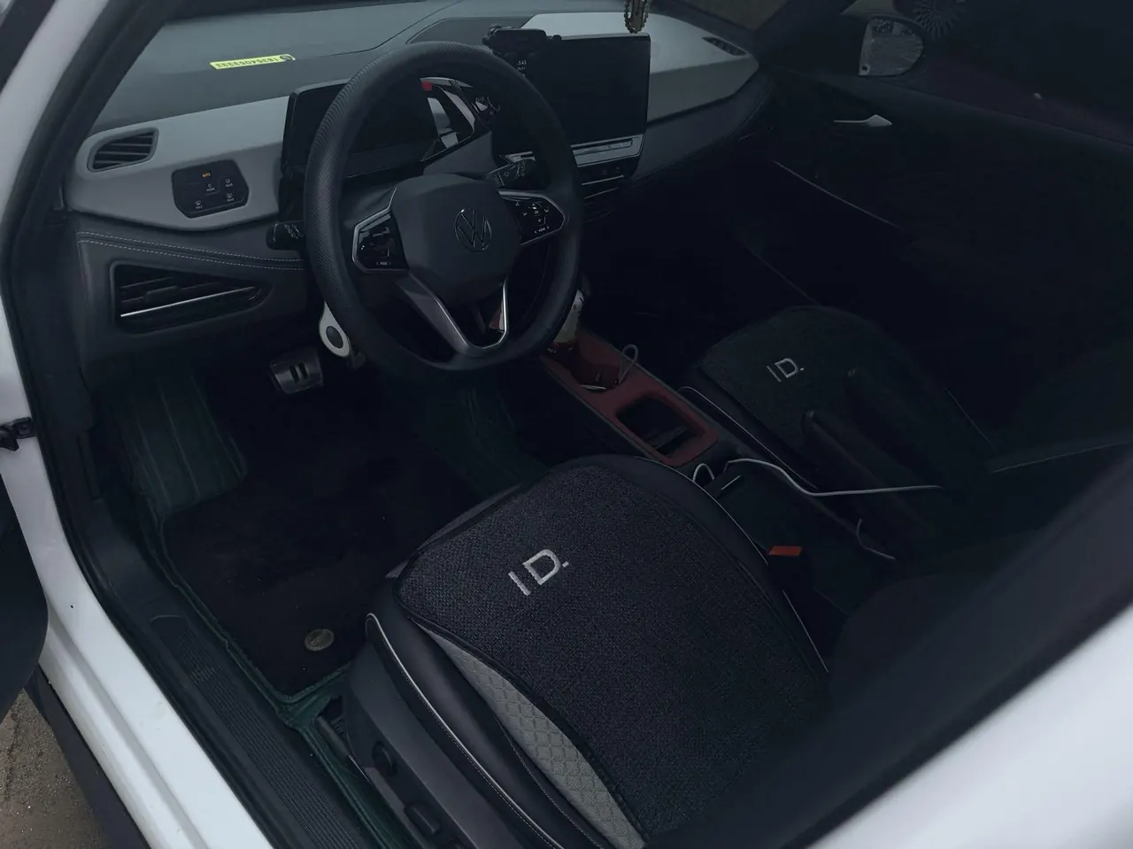 Volkswagen 2024 ID. 3 superior version of automatic transmission 3