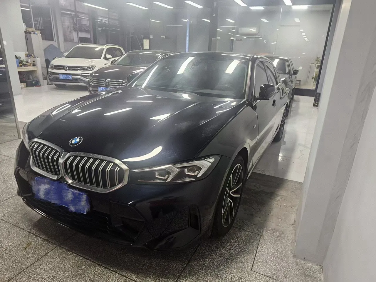 Open image lightbox: BMW 3 Series 2023 320Li 2.0T M Sports Suit Automatic Gear