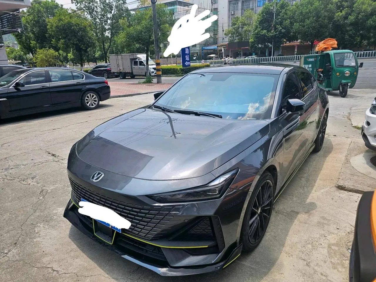 Open image lightbox: ChangAn 2022 UNI-V 1.5T Sports Edition Automatic