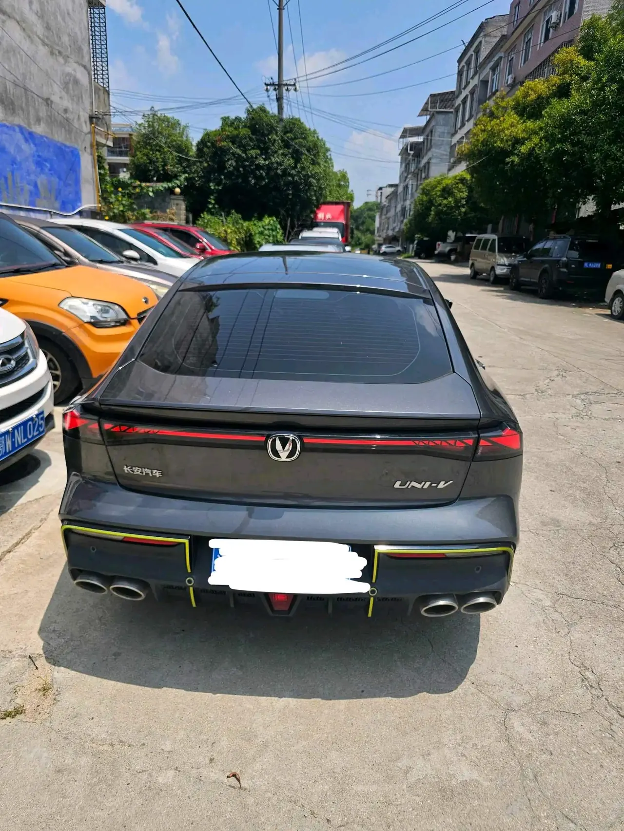 ChangAn 2022 UNI-V 1.5T Sports Edition Automatic 3